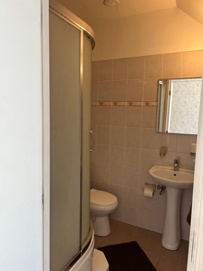 Hotel Radi Brocēni Zewnętrze zdjęcie